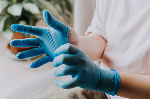 Preventing glove allergies | Safety+Health