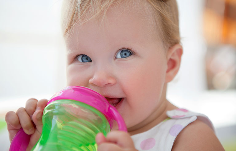 Toddler sippy cup