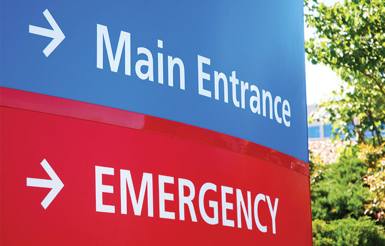 emergency room this way sign