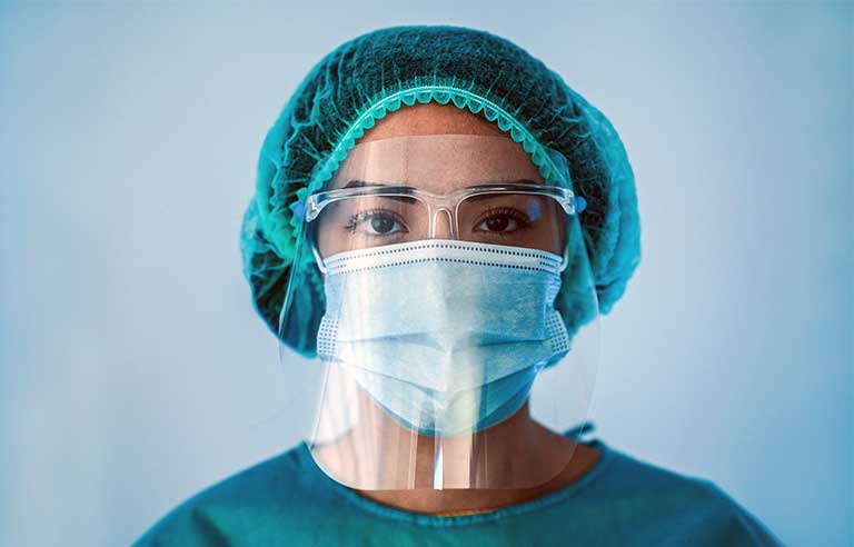 nurse-with-face-mask.jpg
