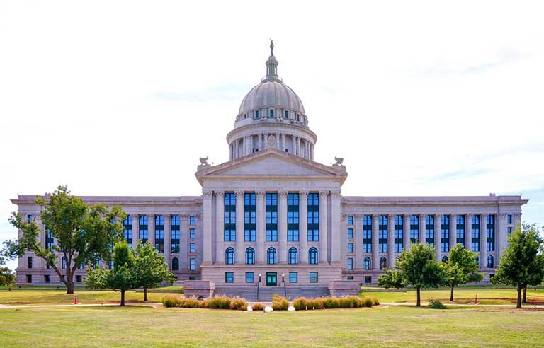 Oklahoma-State-Capitol-Building.jpg
