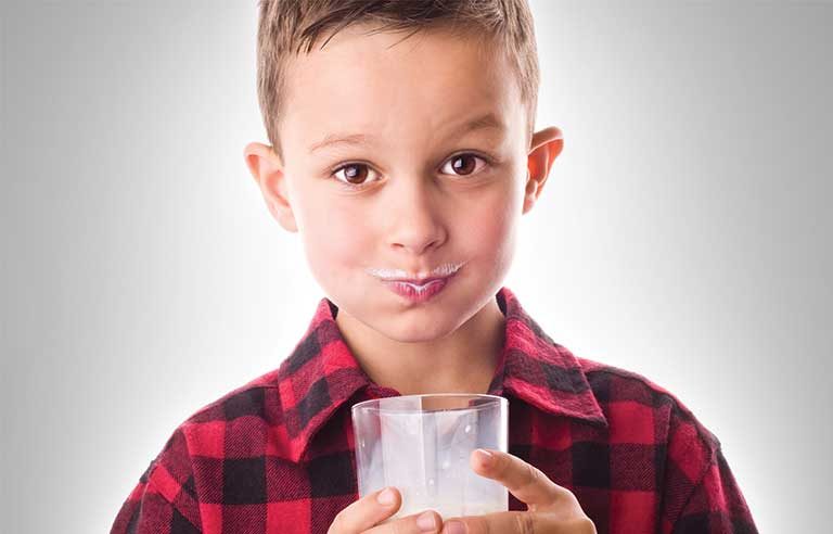 boy-drinking-milk