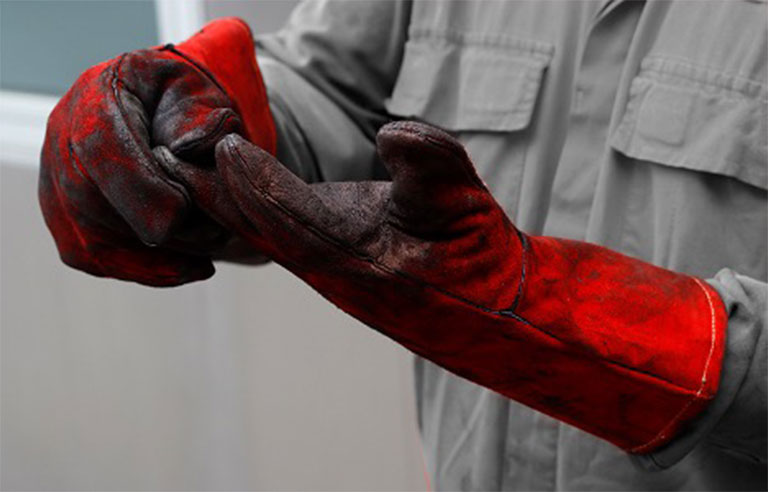 Understanding Glove Material Limitations