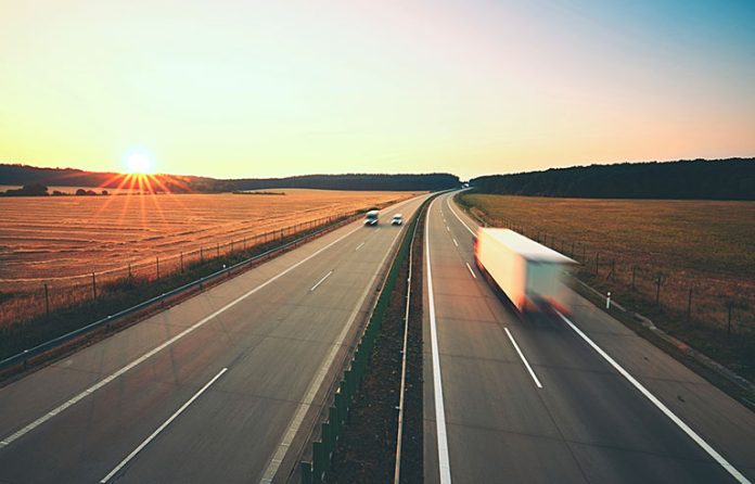 Truck on highway_Blur