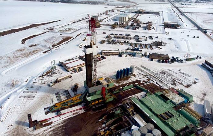 aerial-view-oil-derrick.jpg