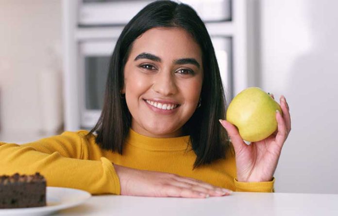 cake-and-apple.jpg