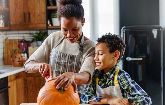 carve-pumpkin.jpg