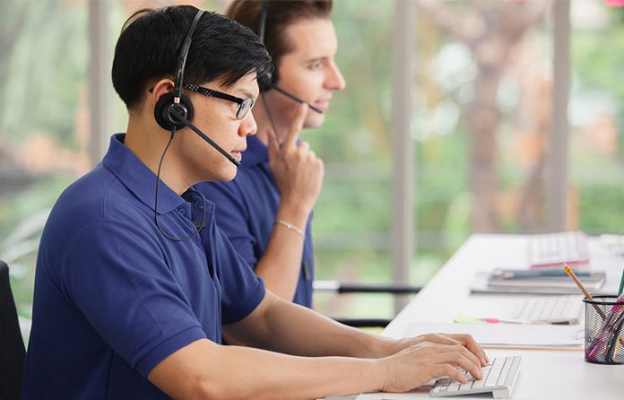 customer-support-worker.jpg