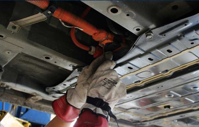 electric-vehicle-repair