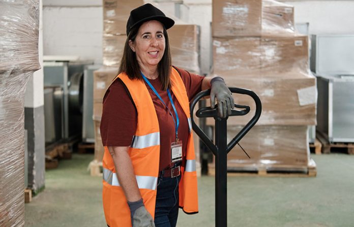 female-worker-with-a-hat.jpg