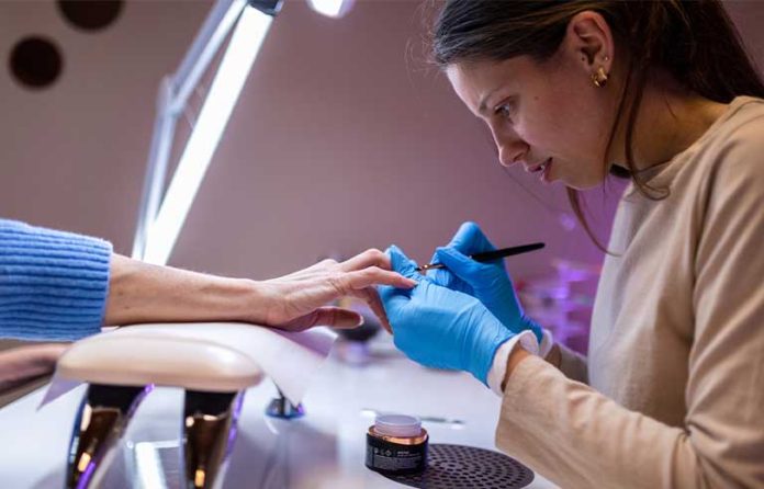 nail-tech.jpg