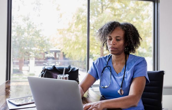nurse-using-computer