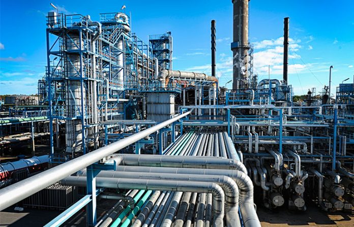 oil gas refinery