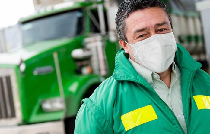 truck-driver-with-face-mask