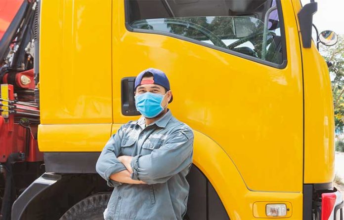 truck-driver-with-mask