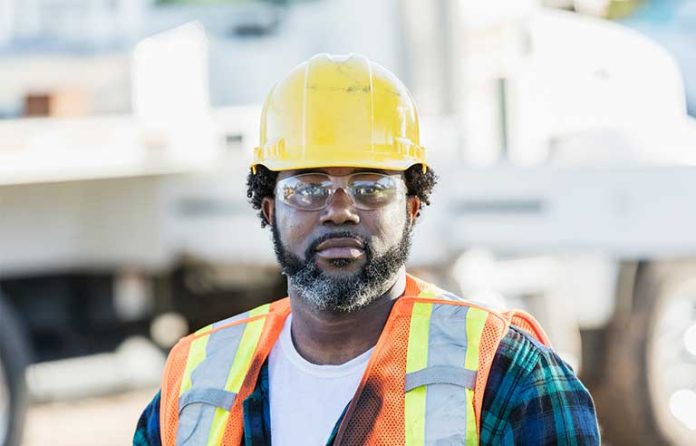 worker-yellow-helmet